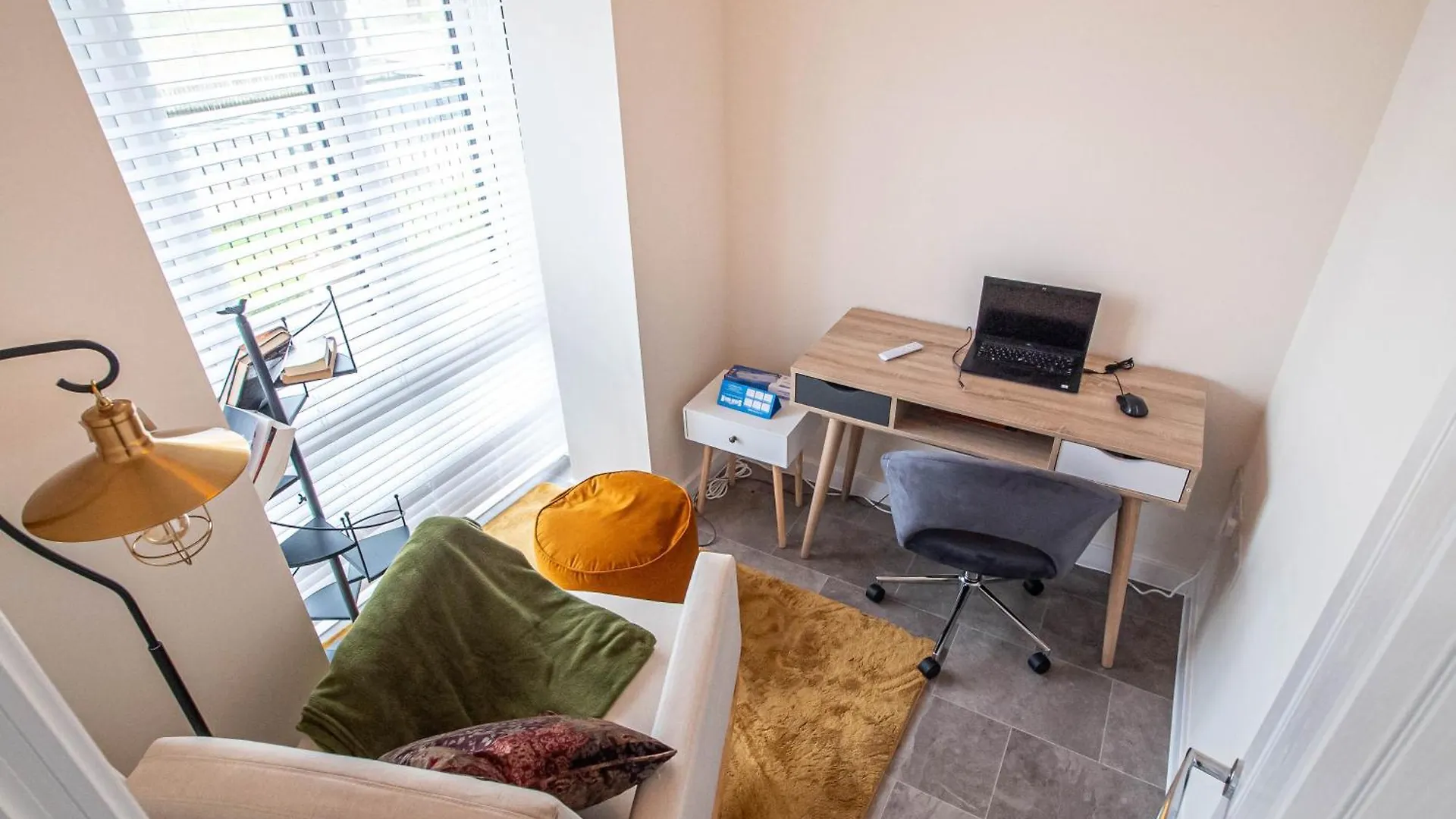 Homegate Lakeview Doncaster Apartment